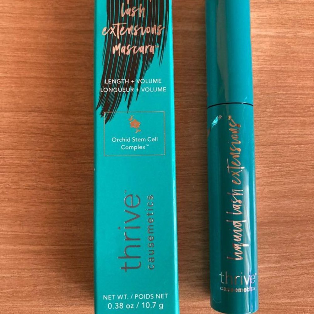 Thrive lash extensions mascara